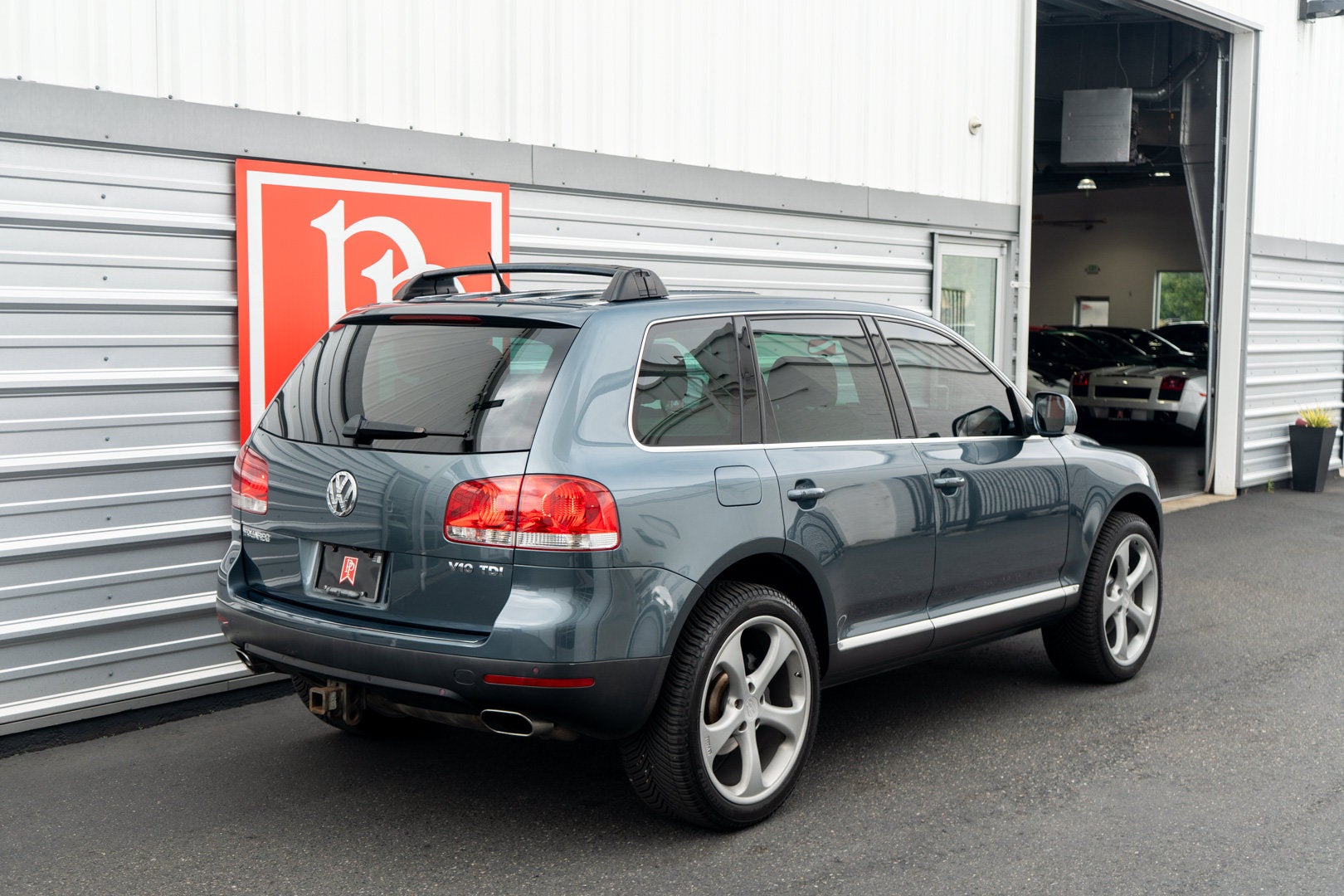 2006 Volkswagen Touareg 5.0L V10