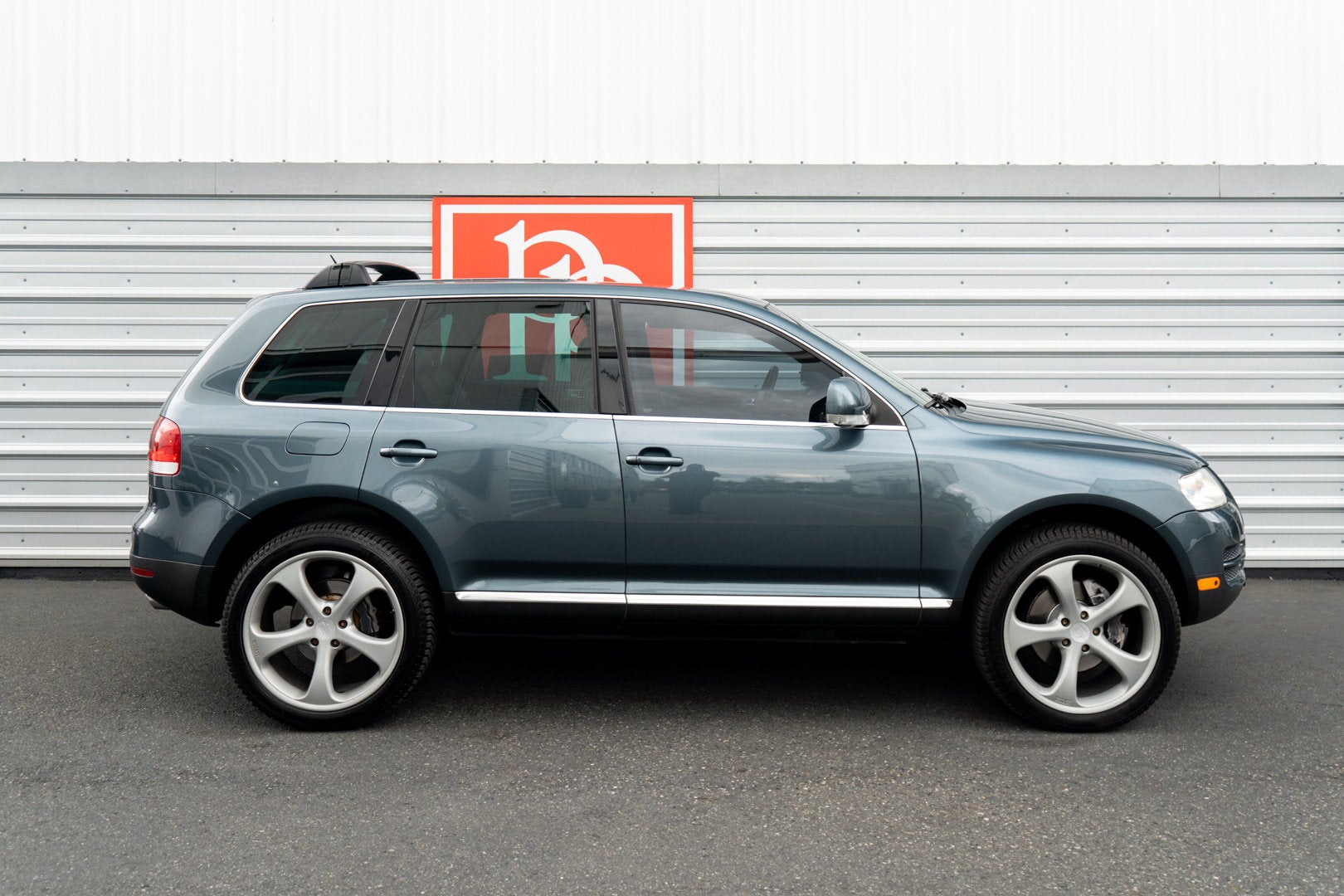 2006 Volkswagen Touareg 5.0L V10