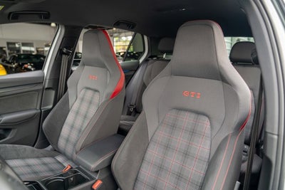 2023 Volkswagen Golf GTI 40th Anniversary Edition