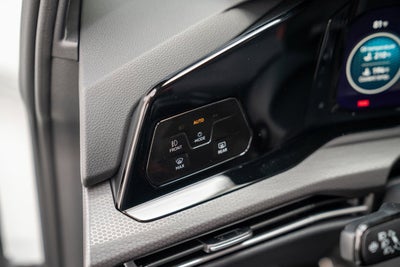 2023 Volkswagen Golf GTI 40th Anniversary Edition