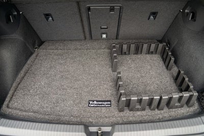 2023 Volkswagen Golf GTI 40th Anniversary Edition