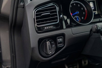 2016 Volkswagen Golf R 4dr HB DSG w/DCC/Nav