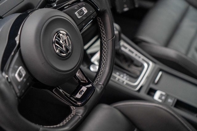 2016 Volkswagen Golf R 4dr HB DSG w/DCC/Nav