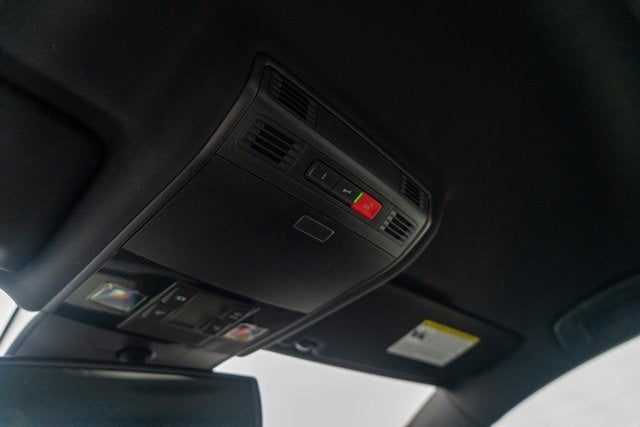 2016 Volkswagen Golf R 4dr HB DSG w/DCC/Nav