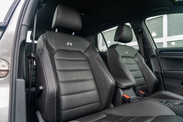 2016 Volkswagen Golf R 4dr HB DSG w/DCC/Nav