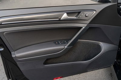 2017 Volkswagen Golf R 4-Door DSG w/DCC/Nav