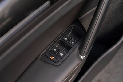 2017 Volkswagen Golf R 4-Door DSG w/DCC/Nav