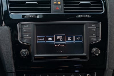 2017 Volkswagen Golf R 4-Door DSG w/DCC/Nav