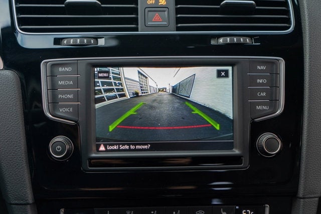 2017 Volkswagen Golf R 4-Door DSG w/DCC/Nav