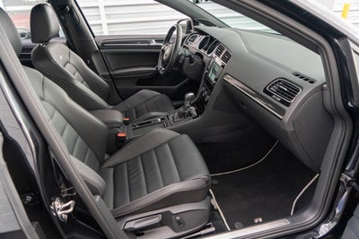 2017 Volkswagen Golf R 4-Door DSG w/DCC/Nav