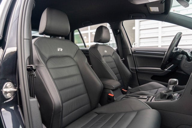 2017 Volkswagen Golf R 4-Door DSG w/DCC/Nav