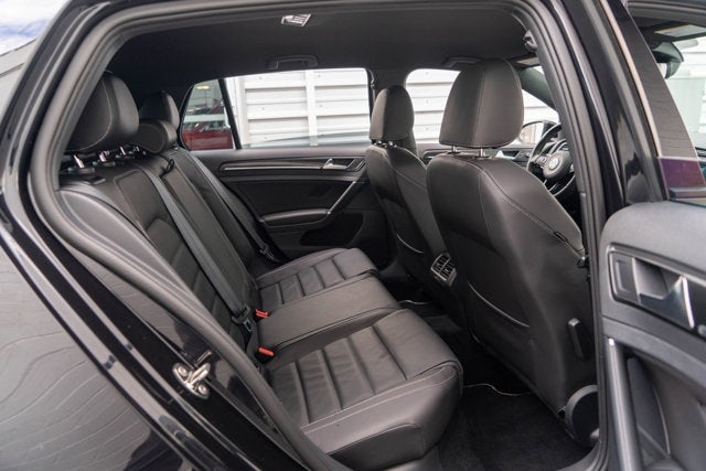 2017 Volkswagen Golf R 4-Door DSG w/DCC/Nav