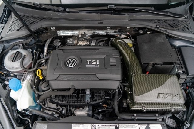 2017 Volkswagen Golf R 4-Door DSG w/DCC/Nav