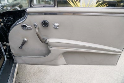 1966 Mercedes-Benz 250SE Base