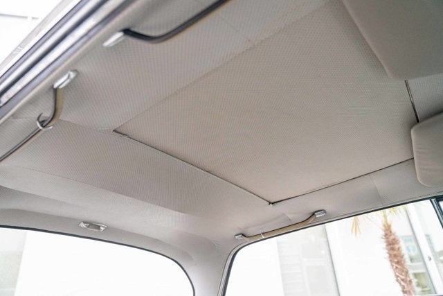 1966 Mercedes-Benz 250SE Base