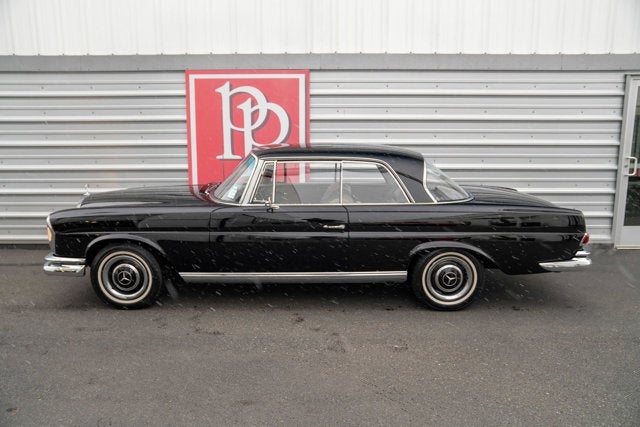 1966 Mercedes-Benz 250SE Base