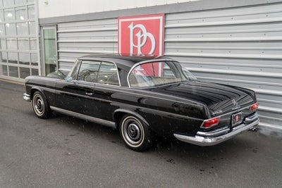 1966 Mercedes-Benz 250SE Base