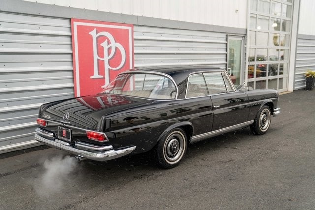 1966 Mercedes-Benz 250SE Base