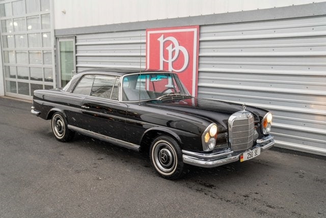1966 Mercedes-Benz 250SE Base