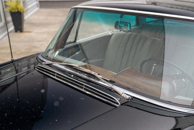 1966 Mercedes-Benz 250SE Base