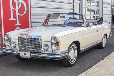 1970 Mercedes-Benz 280SE 2.8 Convertible