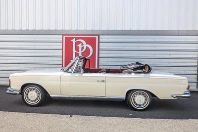 1970 Mercedes-Benz 280SE 2.8 Convertible