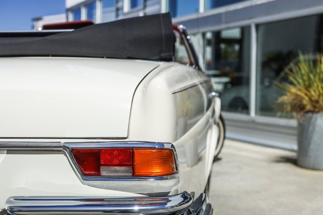 1970 Mercedes-Benz 280SE 2.8 Convertible