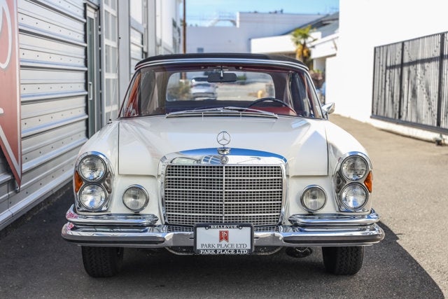 1970 Mercedes-Benz 280SE 2.8 Convertible