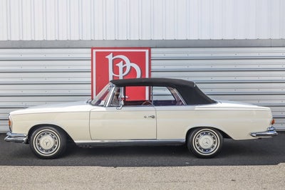 1970 Mercedes-Benz 280SE 2.8 Convertible
