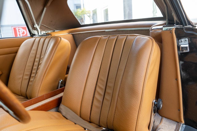 1965 Mercedes-Benz 230 SL Base