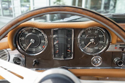 1965 Mercedes-Benz 230 SL Base