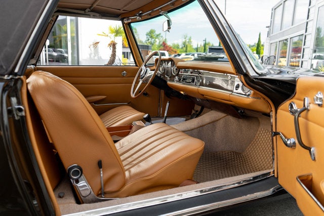 1965 Mercedes-Benz 230 SL Base