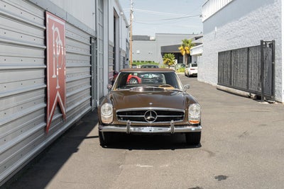 1965 Mercedes-Benz 230 SL Base