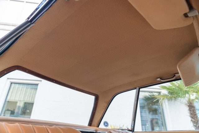 1969 Mercedes-Benz 280SL Base