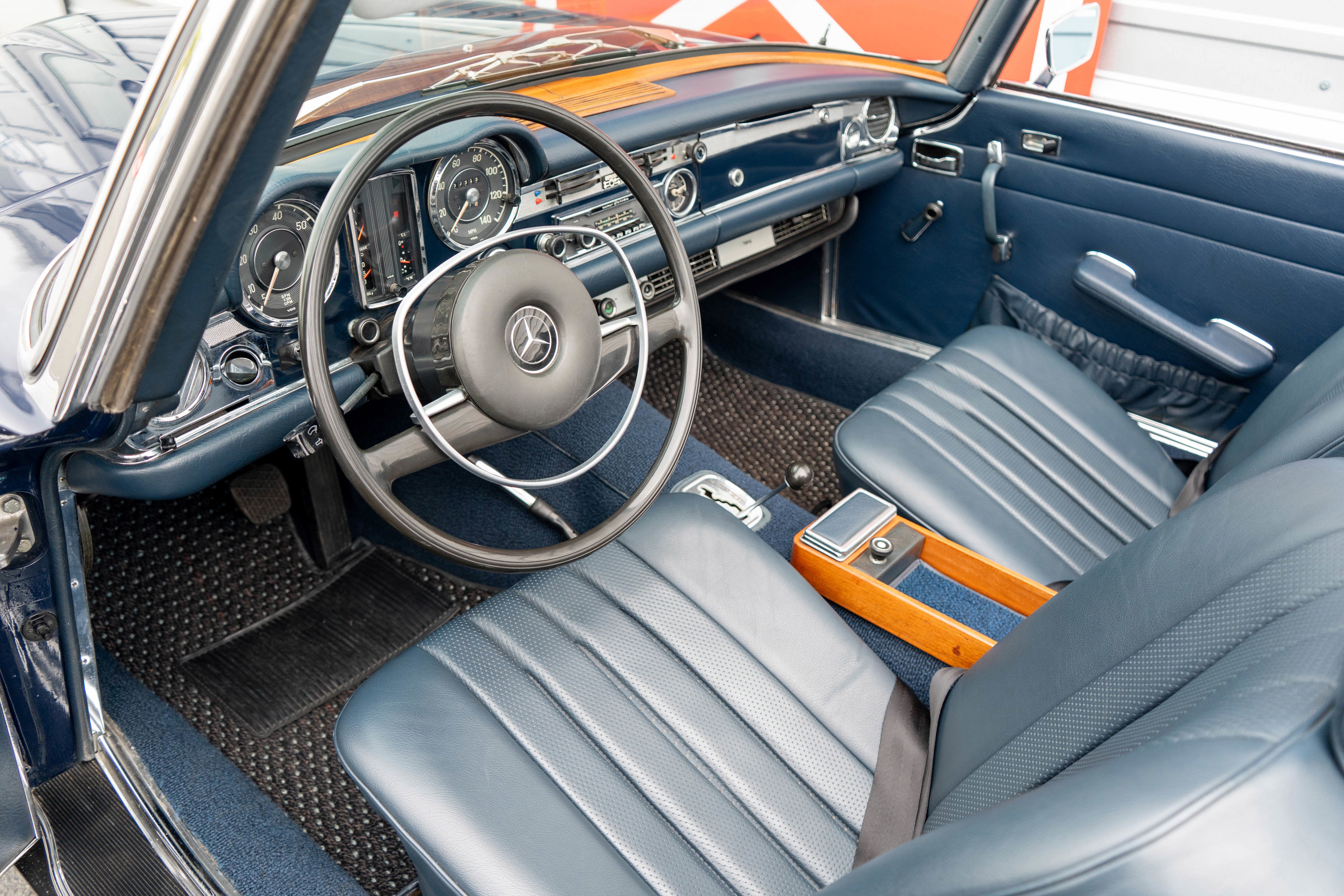 1971 Mercedes-Benz 280 SL Base