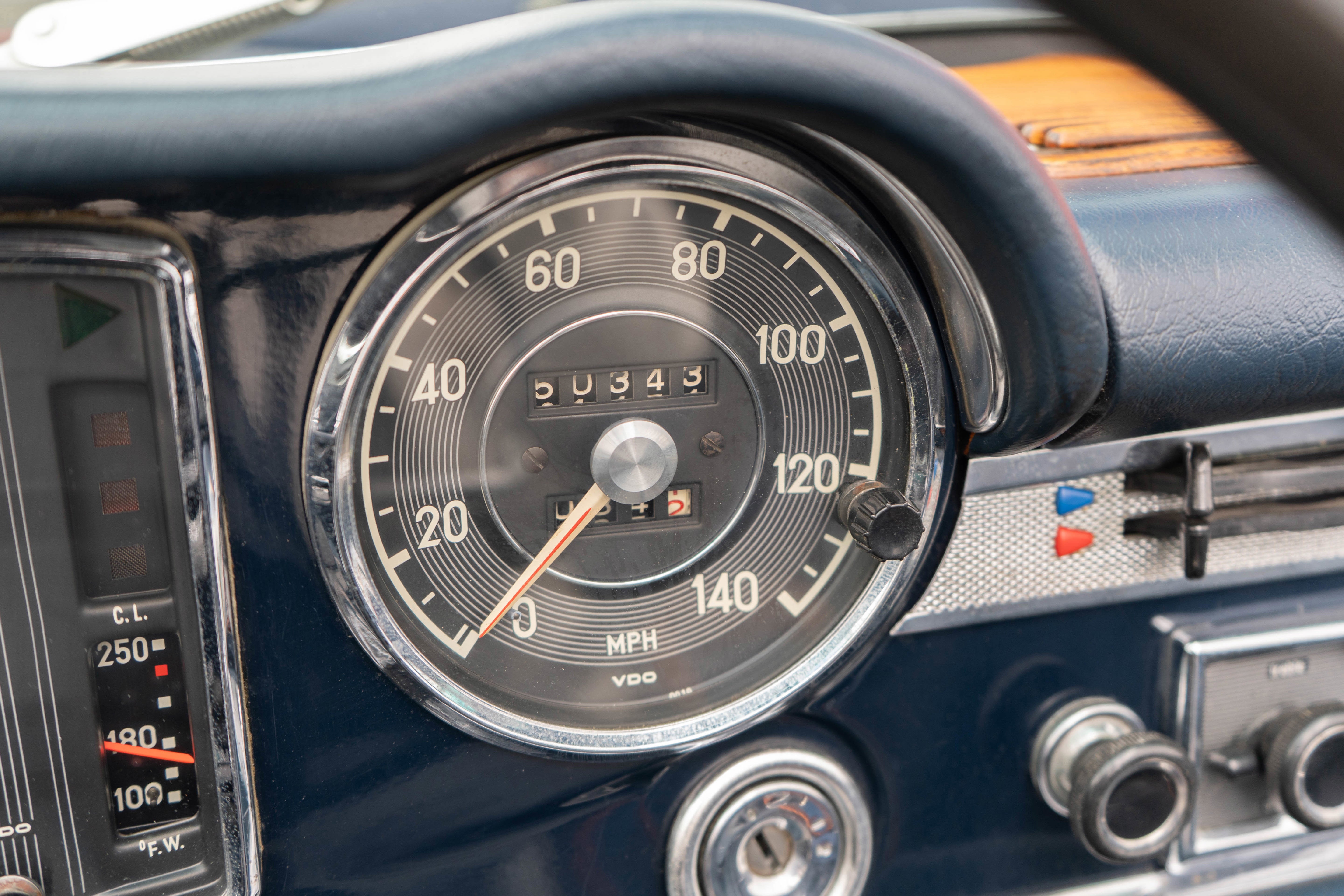 1971 Mercedes-Benz 280 SL Base
