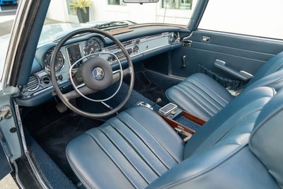 1971 Mercedes-Benz 280SL Convertible