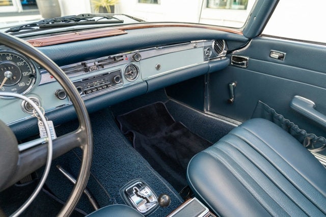 1971 Mercedes-Benz 280SL Convertible