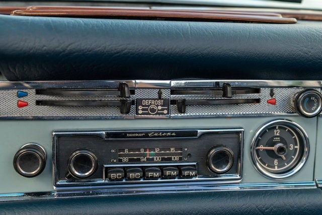 1971 Mercedes-Benz 280SL Convertible