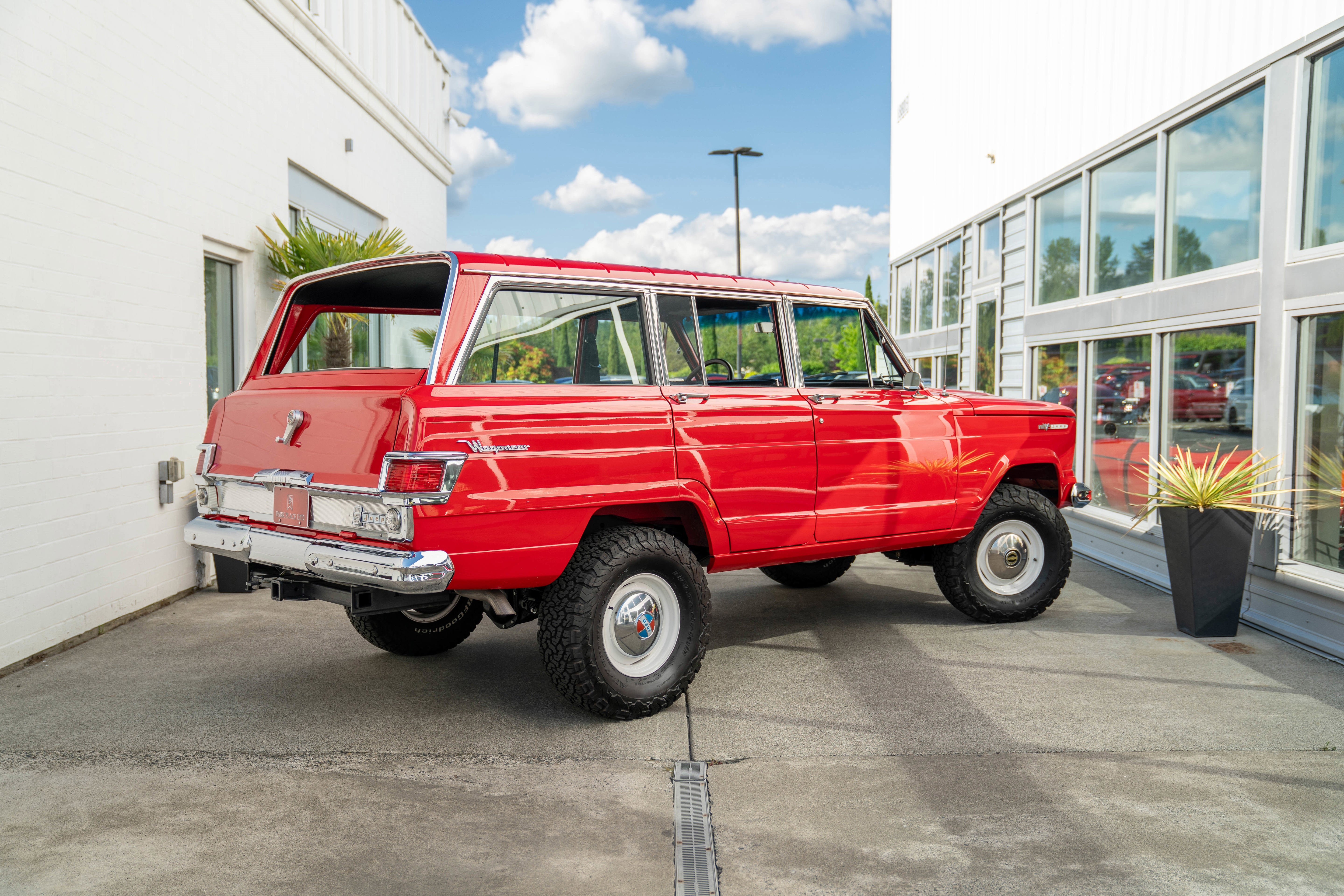 1968 Jeep Wagoneer Base