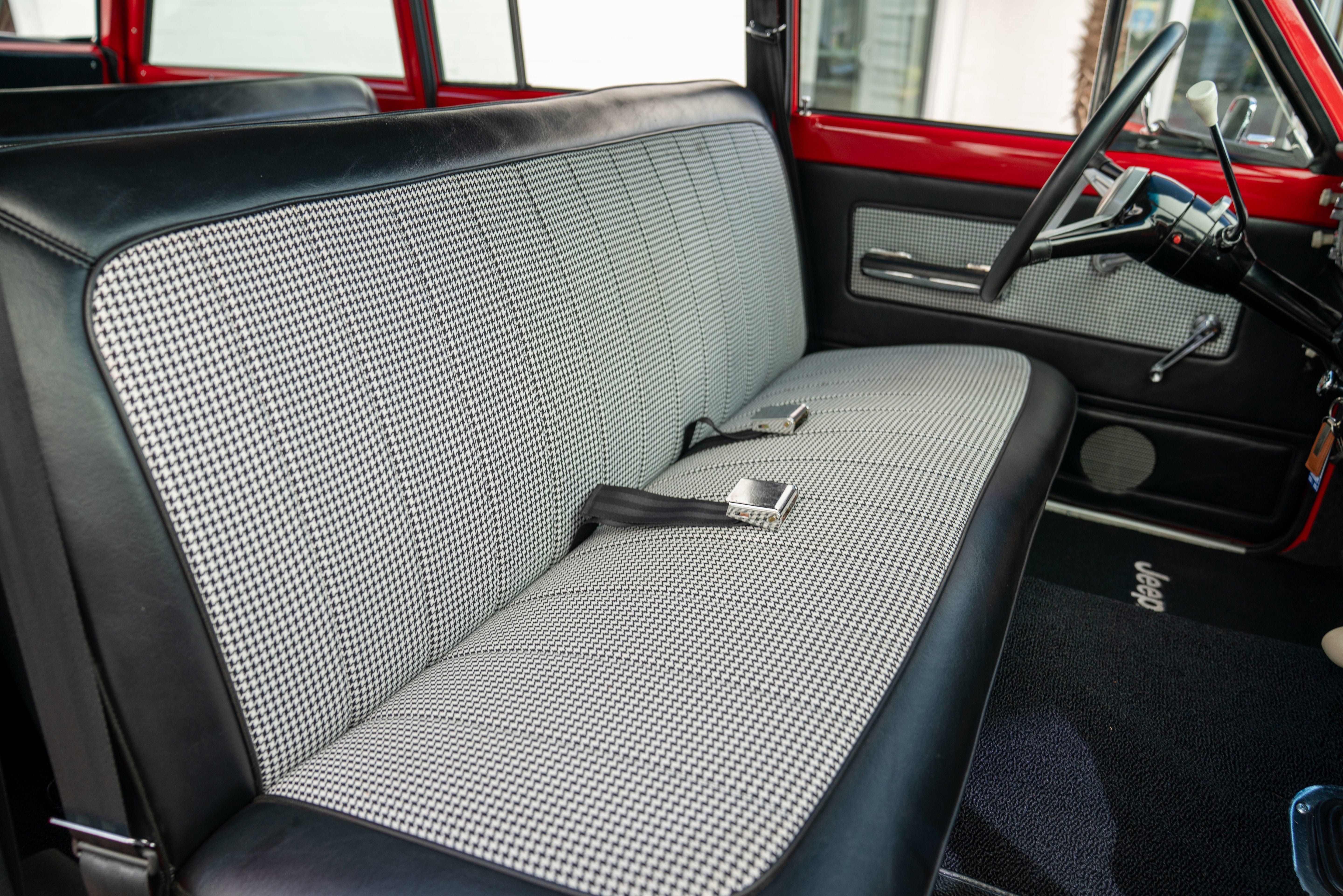 1968 Jeep Wagoneer Base