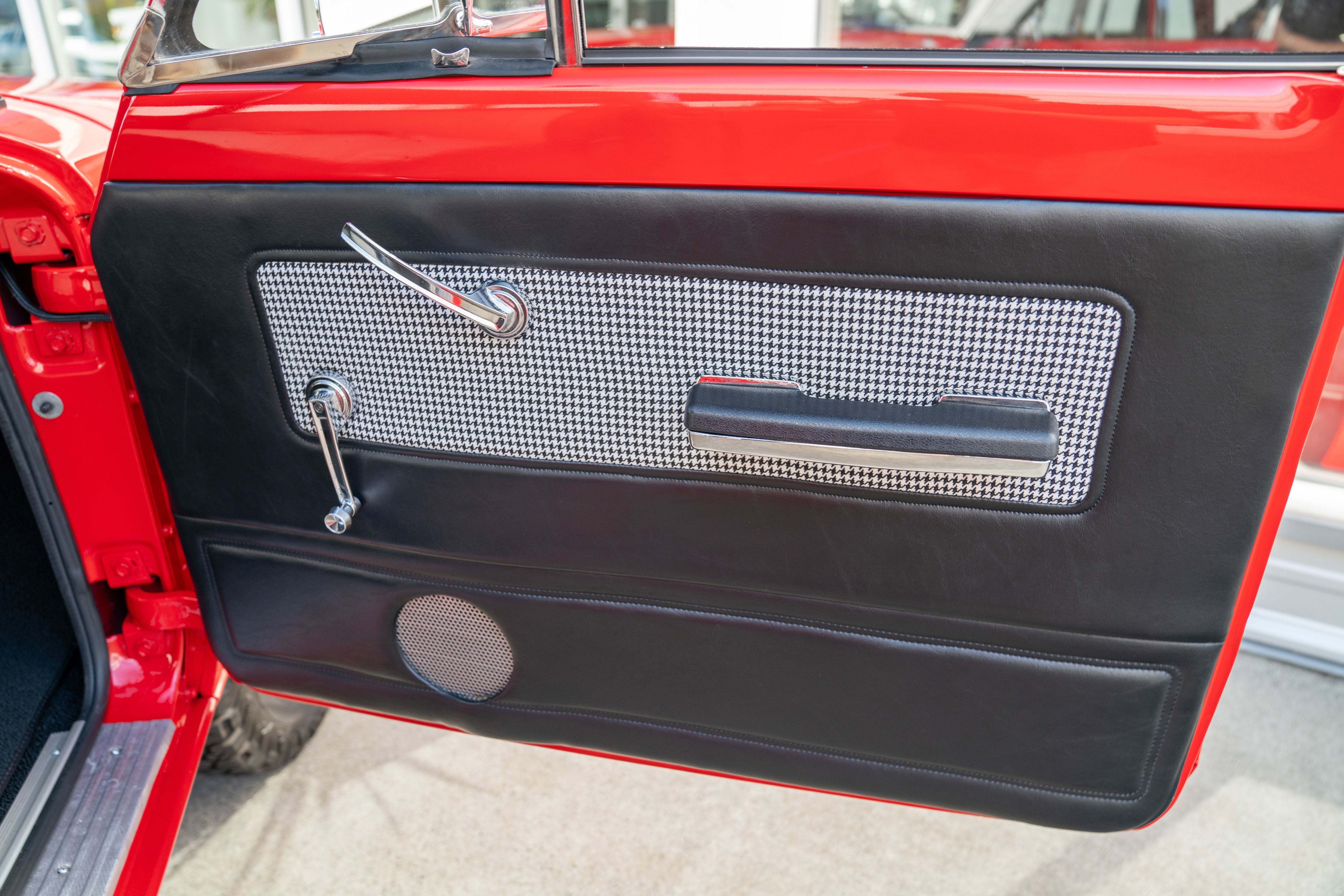 1968 Jeep Wagoneer Base