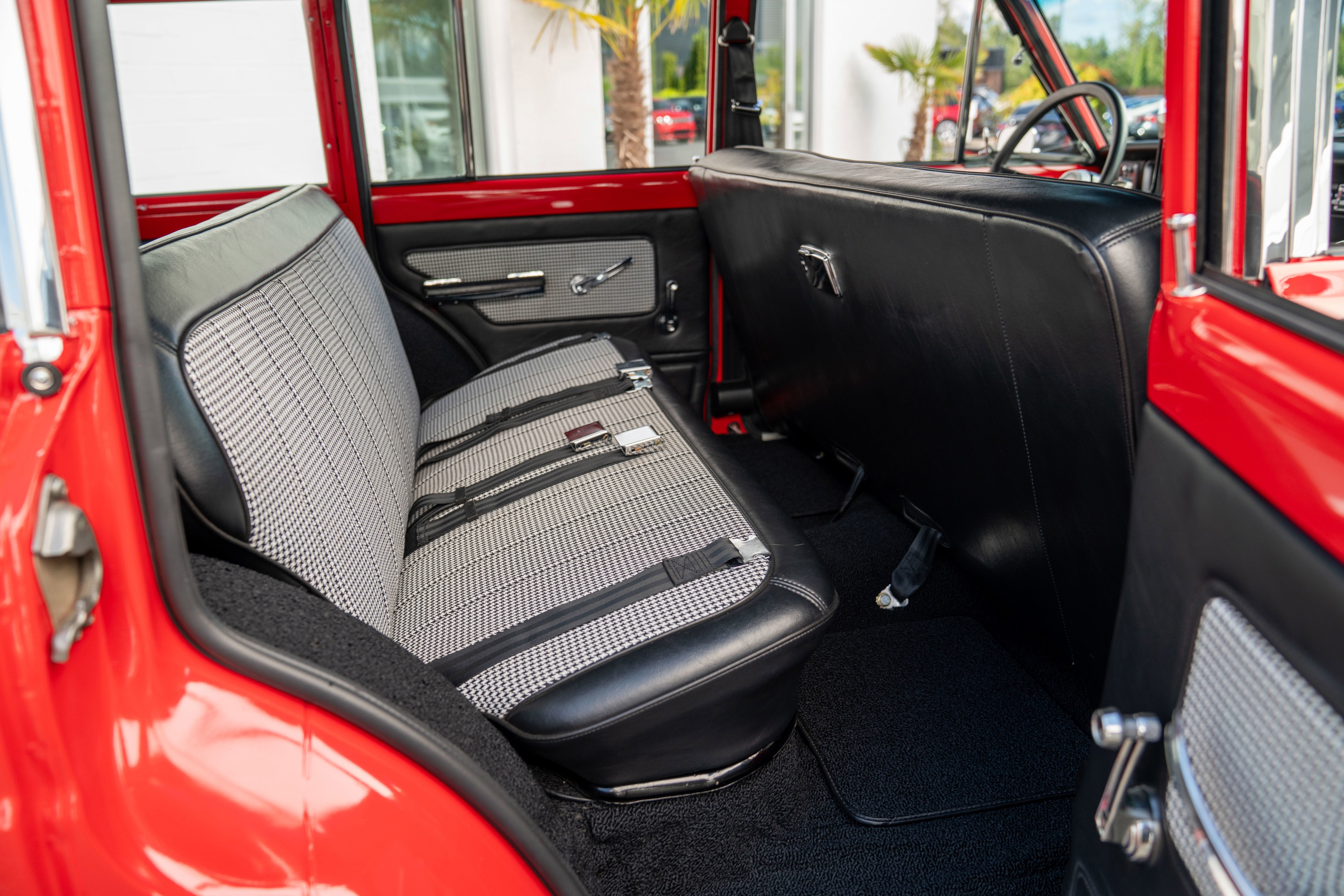 1968 Jeep Wagoneer Base