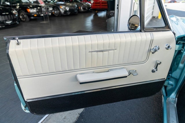 1966 Pontiac Bonneville Coupe