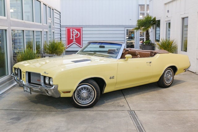 1972 Oldsmobile Cutlass Supreme 442 Convertible