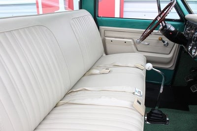 1972 Chevrolet C10 Custom Deluxe Pickup