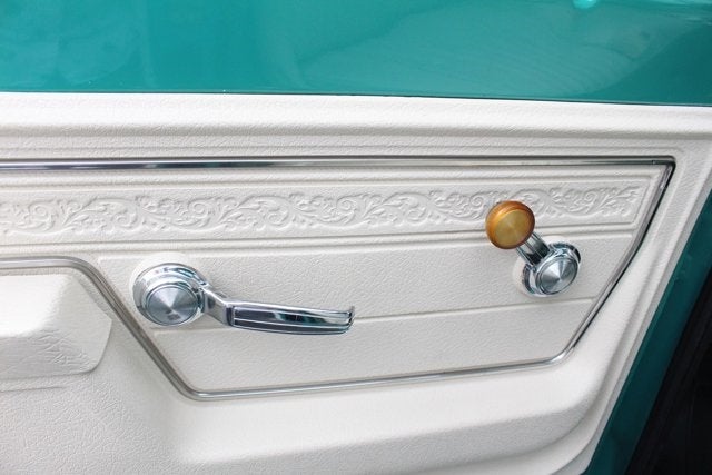 1972 Chevrolet C10 Custom Deluxe Pickup