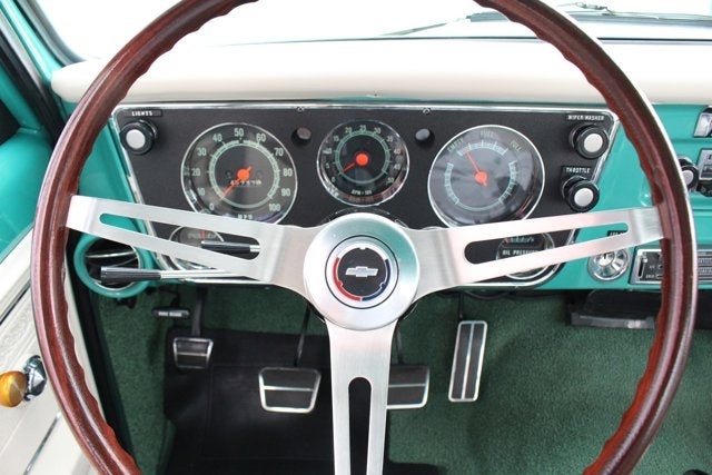 1972 Chevrolet C10 Custom Deluxe Pickup