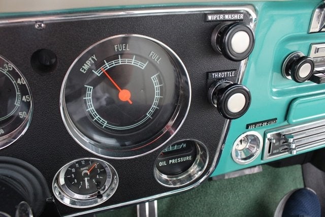 1972 Chevrolet C10 Custom Deluxe Pickup