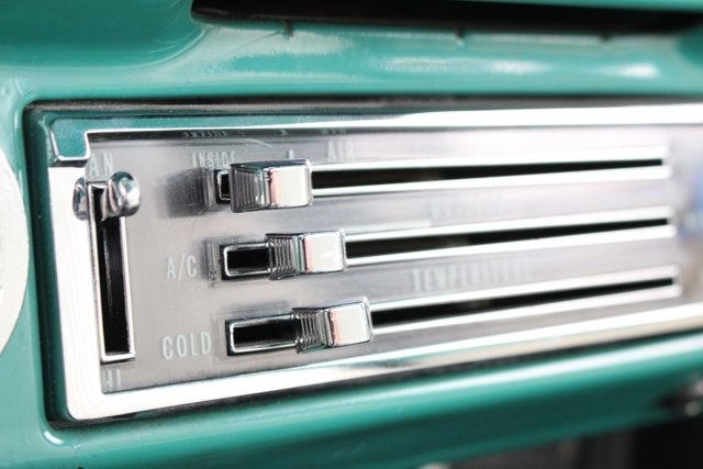 1972 Chevrolet C10 Custom Deluxe Pickup